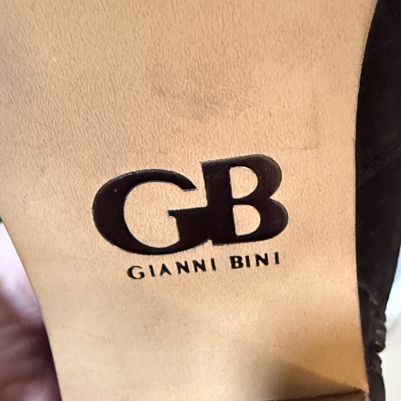 Gianni Bini Women's Black Suede Knee High Fringe Boots Size 8 - Picture 2 of 16